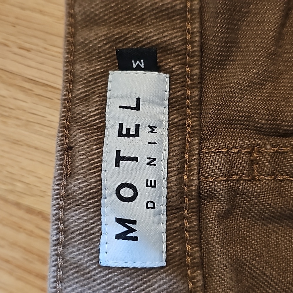 Motel Rocks Dad Shorts - Picture 2 of 5